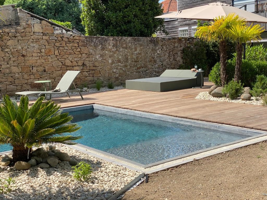 SUN PACK SQUARE COZIP | 1 Grand bed deux places 180x180x30cm + 1 Housse de protection + 3 piètements 180cm + 2 coussins 60x40cm