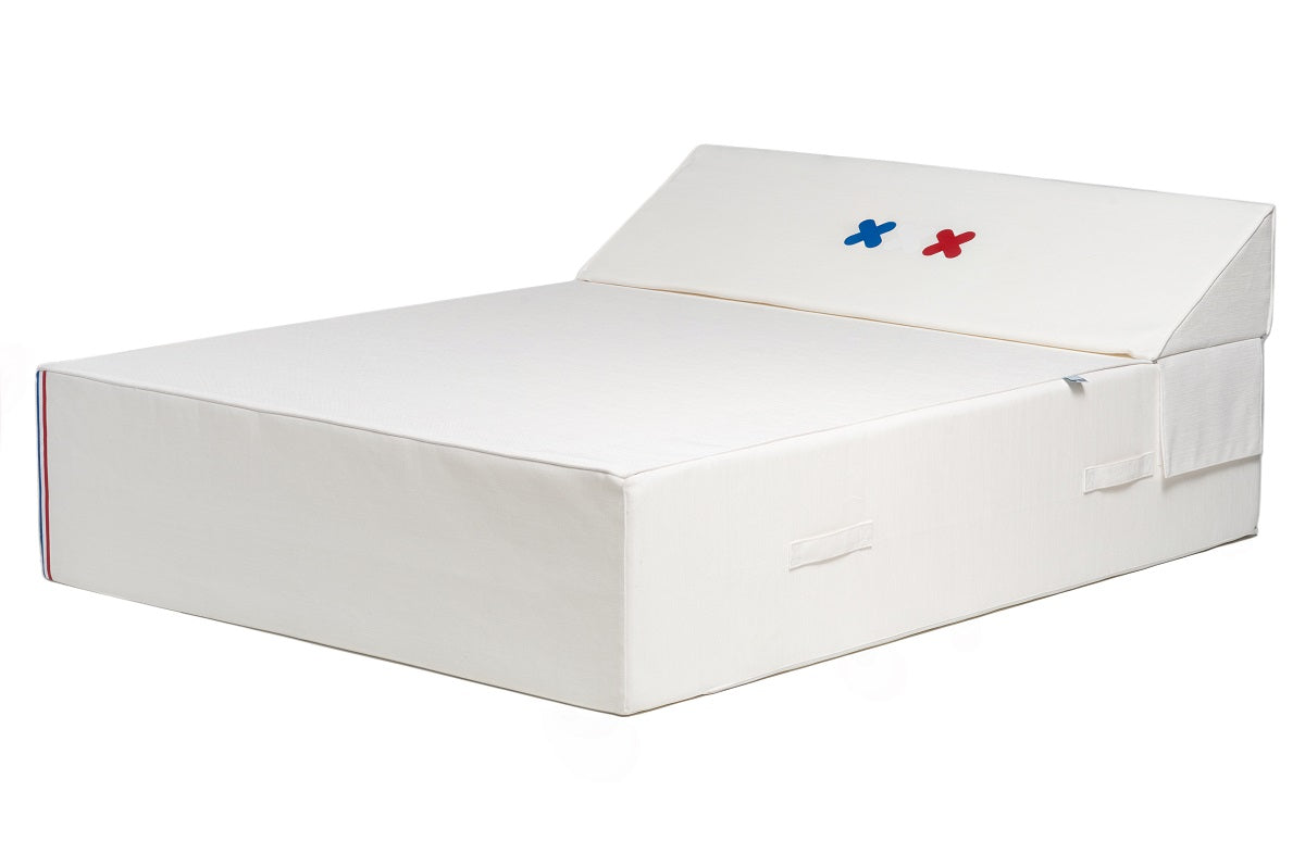 French kiss| Lit de piscine COZIP | 180x140xh38 cm