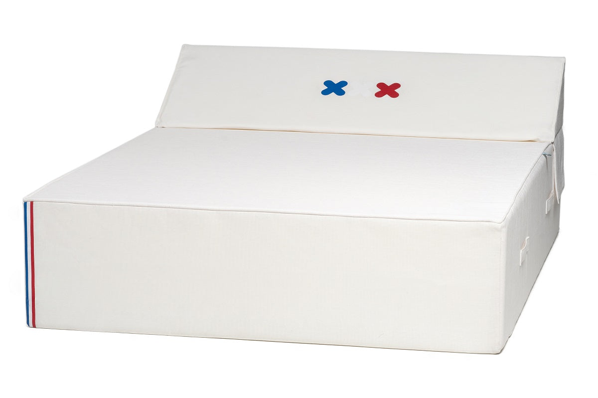 French kiss| Lit de piscine COZIP | 180x140xh38 cm