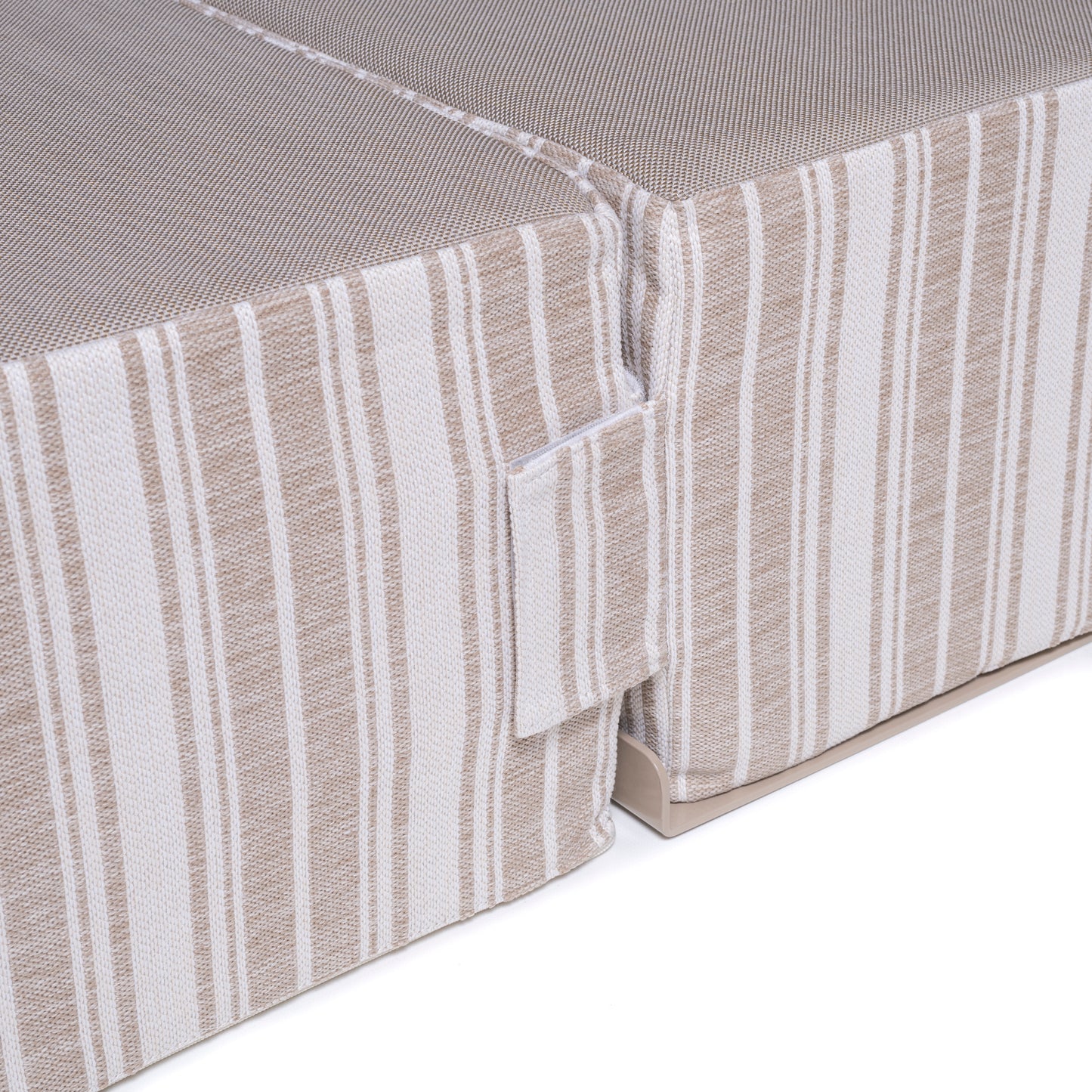 TRIPTYK | Lit de piscine COZIP | 198 x 77 x h30 cm