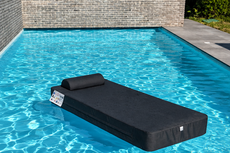 matelas-de-piscine-flottant-mousse